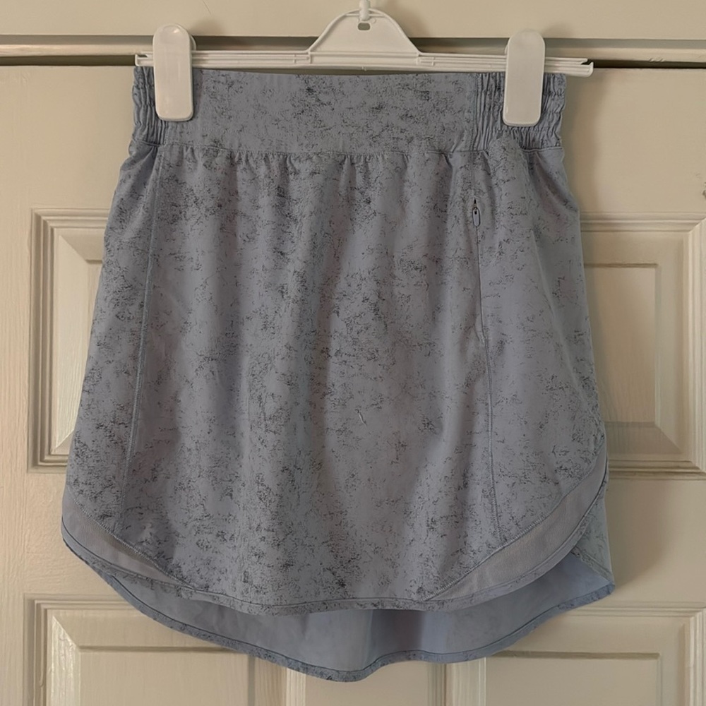 Lulu Lemon tennis skort, size 6
